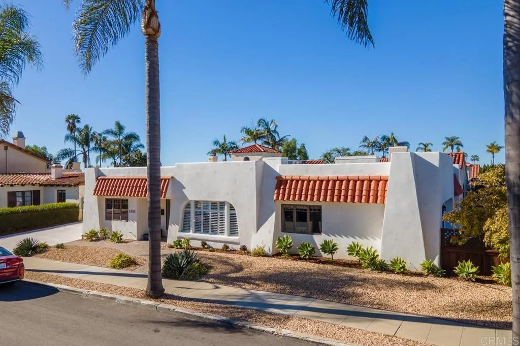 https://cdn.realtyfeed.com/cdn/127/306465211/6ba68a5d99e29bda114f78ef2757a7c2.webp