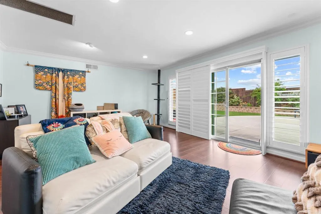 https://cdn.realtyfeed.com/cdn/127/306465242/246574a834be9c8e4bf1acad8a9b8577.webp