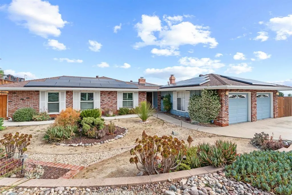 https://cdn.realtyfeed.com/cdn/127/306465242/a3d8679d5fb10c400dda42e50a1e809e.webp
