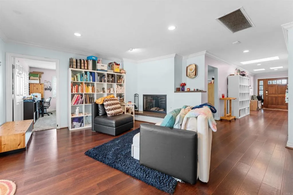 https://cdn.realtyfeed.com/cdn/127/306465242/af23ec92dc38c886ba0a9cffd538c937.webp