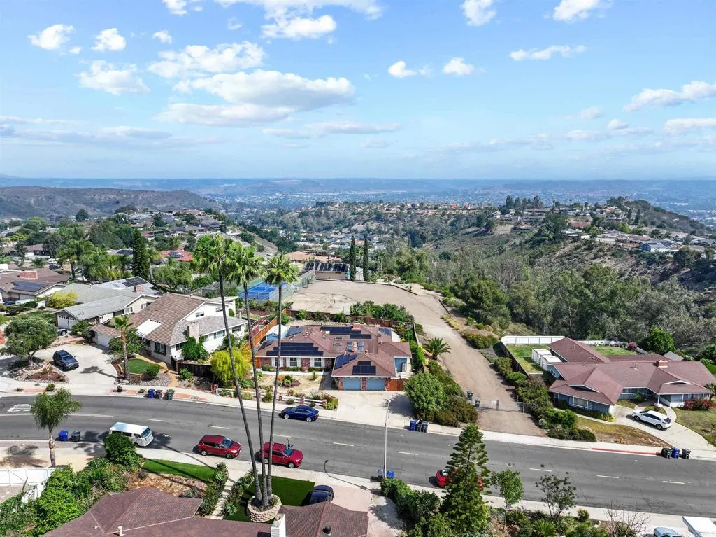 https://cdn.realtyfeed.com/cdn/127/306465242/d3b2578737198c7e1e020d2b7e56023e.webp