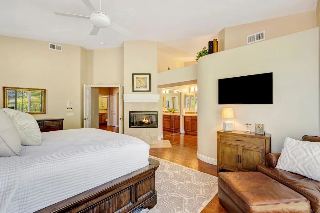 https://cdn.realtyfeed.com/cdn/127/306465280/1ca49252a2e1e69e25904770d82a3f2e.webp