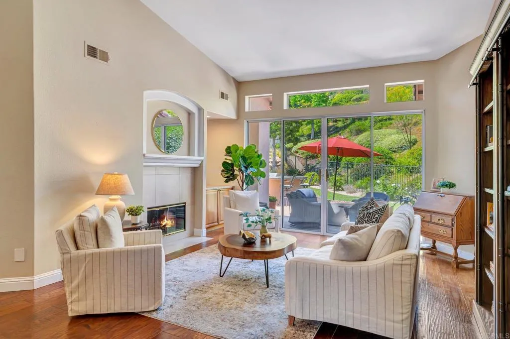 https://cdn.realtyfeed.com/cdn/127/306465280/4308a9c3a7b70948c713915652038f1d.webp