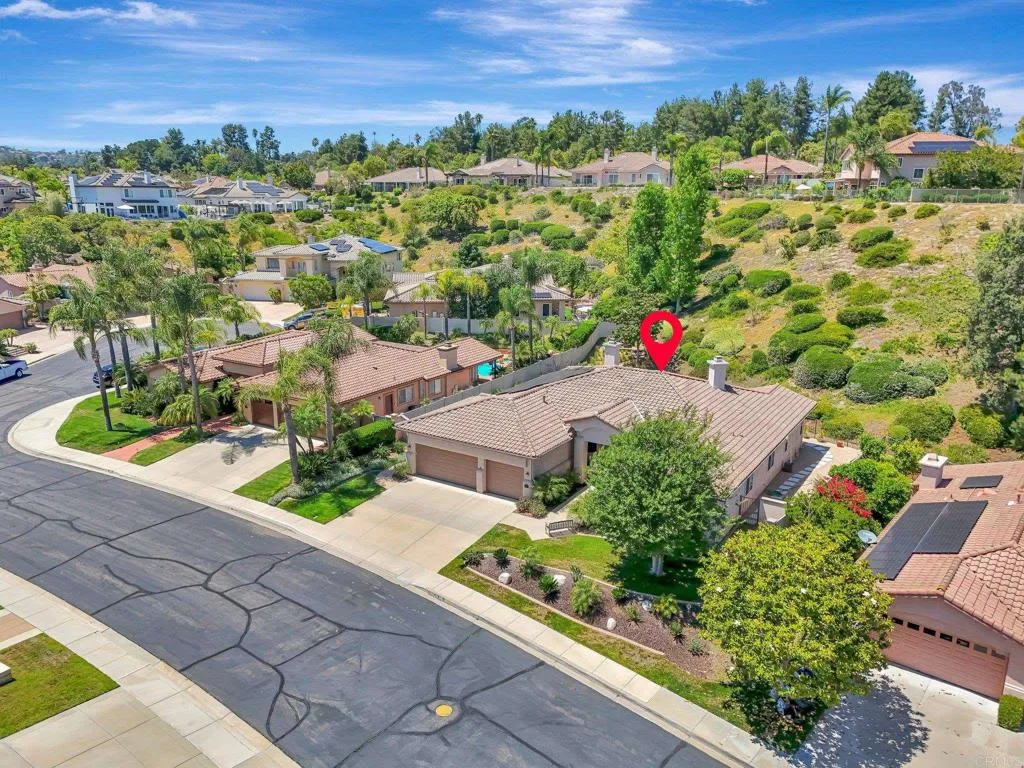 https://cdn.realtyfeed.com/cdn/127/306465280/65ef3ca4f9a1d1d425fcc4ad32f8abe2.webp