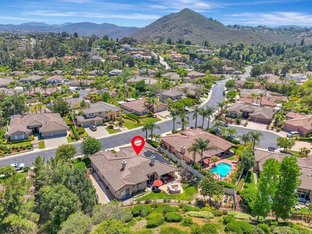 https://cdn.realtyfeed.com/cdn/127/306465280/ae2dfcda517accff8e75bd680cf8a08c.webp