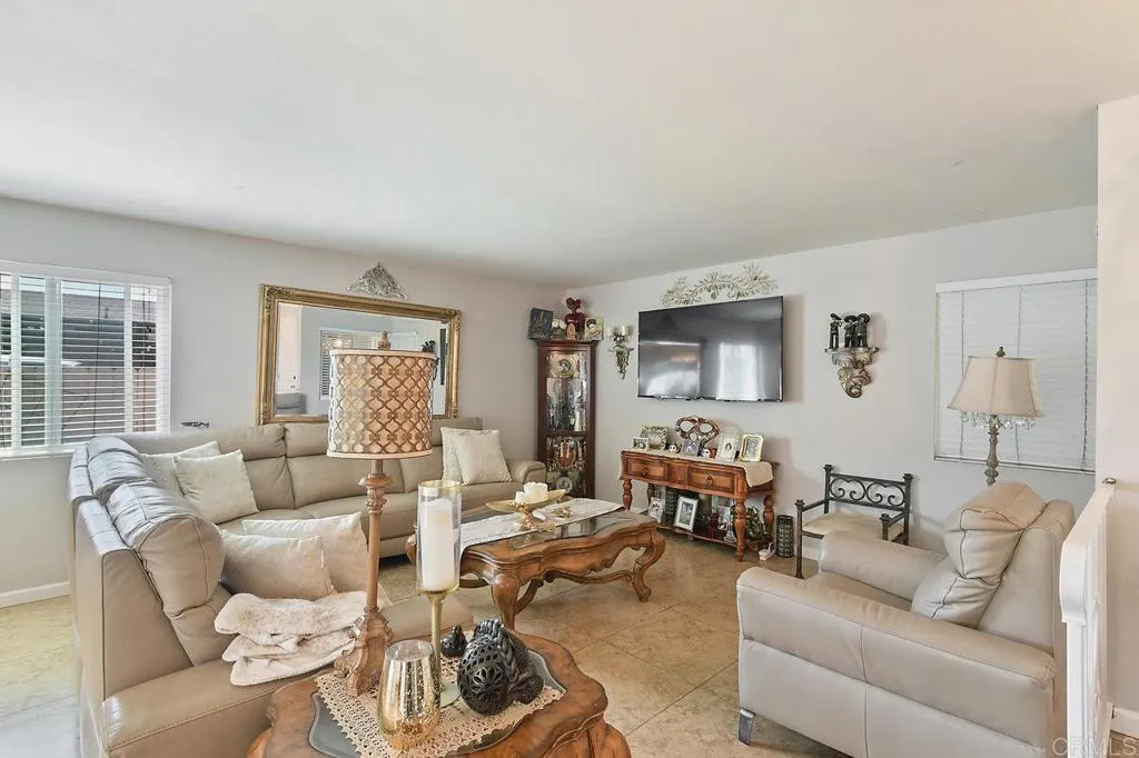 https://cdn.realtyfeed.com/cdn/127/306465292/5a3cb6e575a8e28a7fd25a27c62257b1.webp