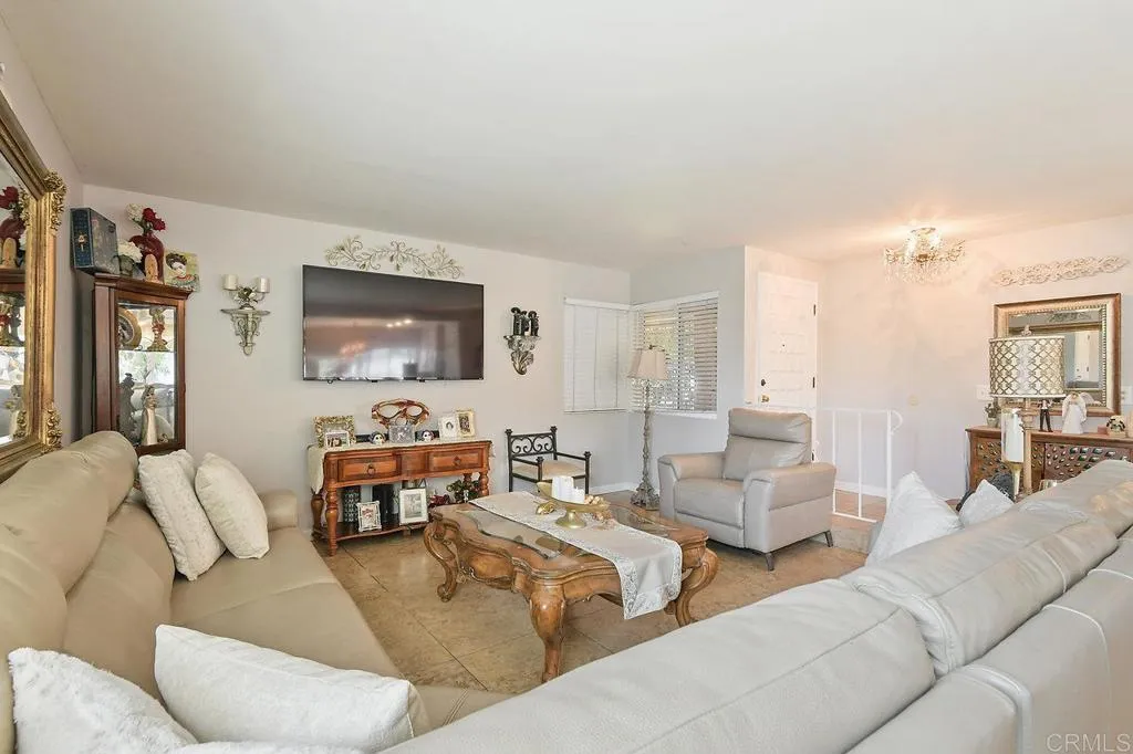 https://cdn.realtyfeed.com/cdn/127/306465292/7a9456155994b276d43bab537e596d8d.webp
