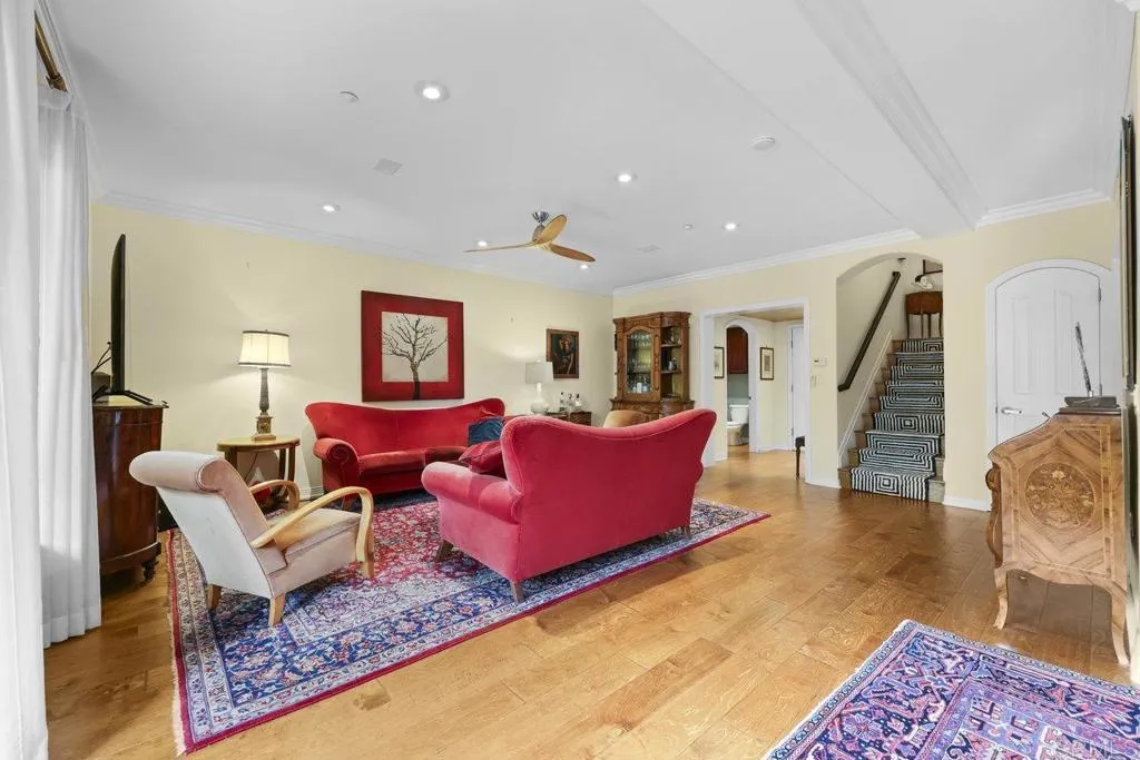 Photo #11: PTP2504383 Listing: Photo #11
