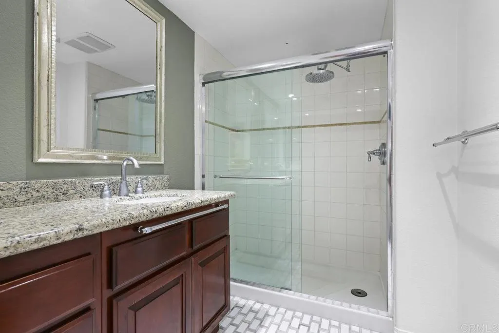 Photo #37: PTP2504383 Listing: Photo #37