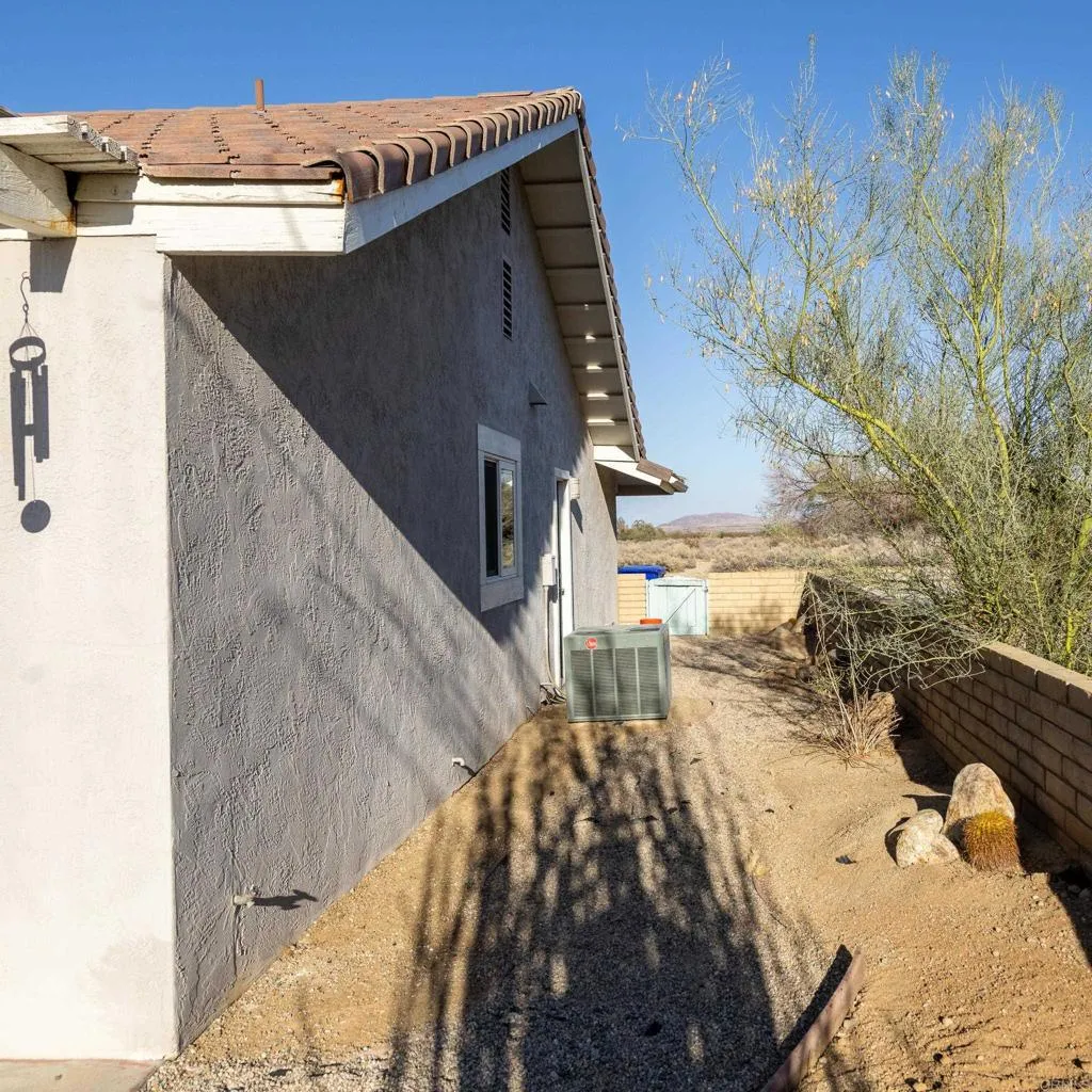 https://cdn.realtyfeed.com/cdn/127/306465297/fe1846017375289e1f8b28ce379bc8f2.webp