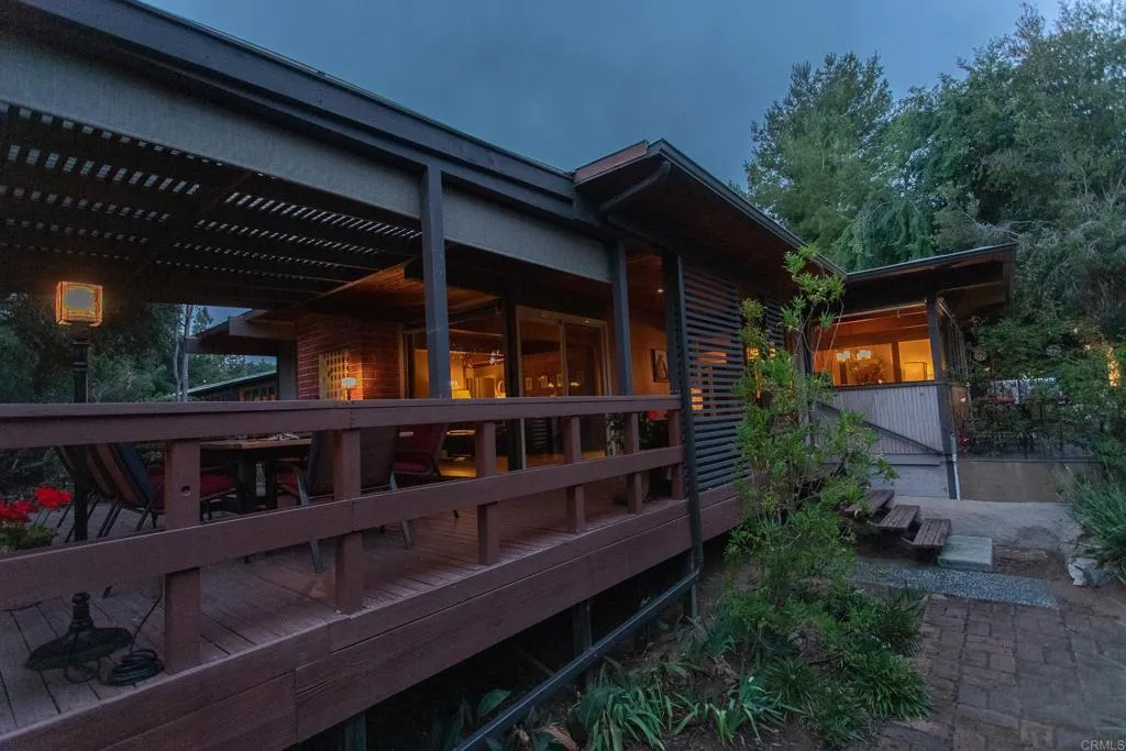 https://cdn.realtyfeed.com/cdn/127/306465363/44d868864628c9f1b8d7a7266d7769a7.webp