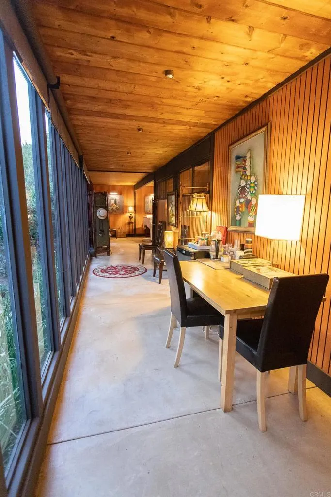 https://cdn.realtyfeed.com/cdn/127/306465363/6ffb1dcdaaa4dafa617b681f158c8b17.webp
