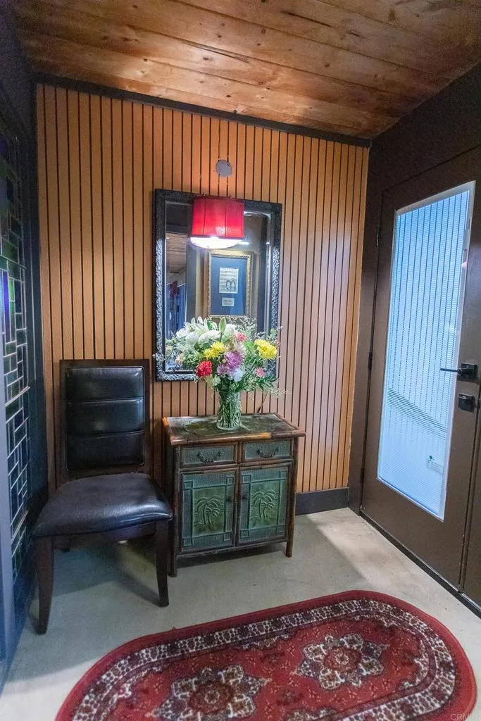 https://cdn.realtyfeed.com/cdn/127/306465363/cb246a61a9ff381bcc340a2743cc462e.webp