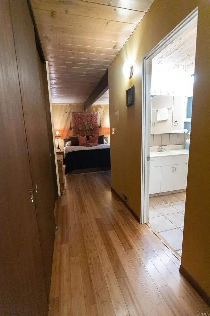 https://cdn.realtyfeed.com/cdn/127/306465363/d3e56411b99863a9c633530aac76f18f.webp