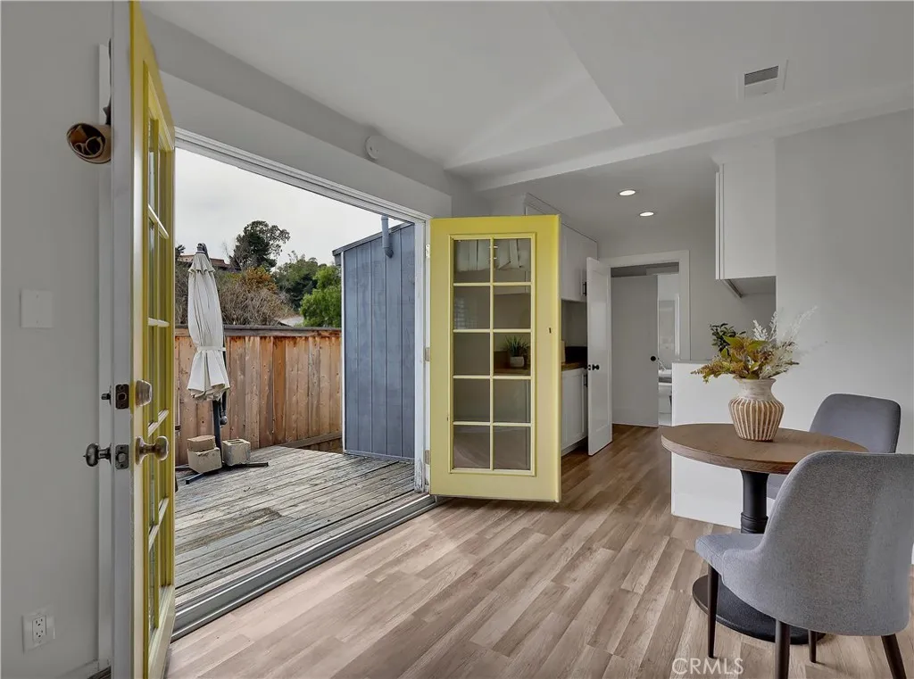 https://cdn.realtyfeed.com/cdn/127/306465428/22ab5f9ccb83635b06b98b5a5e79a267.webp