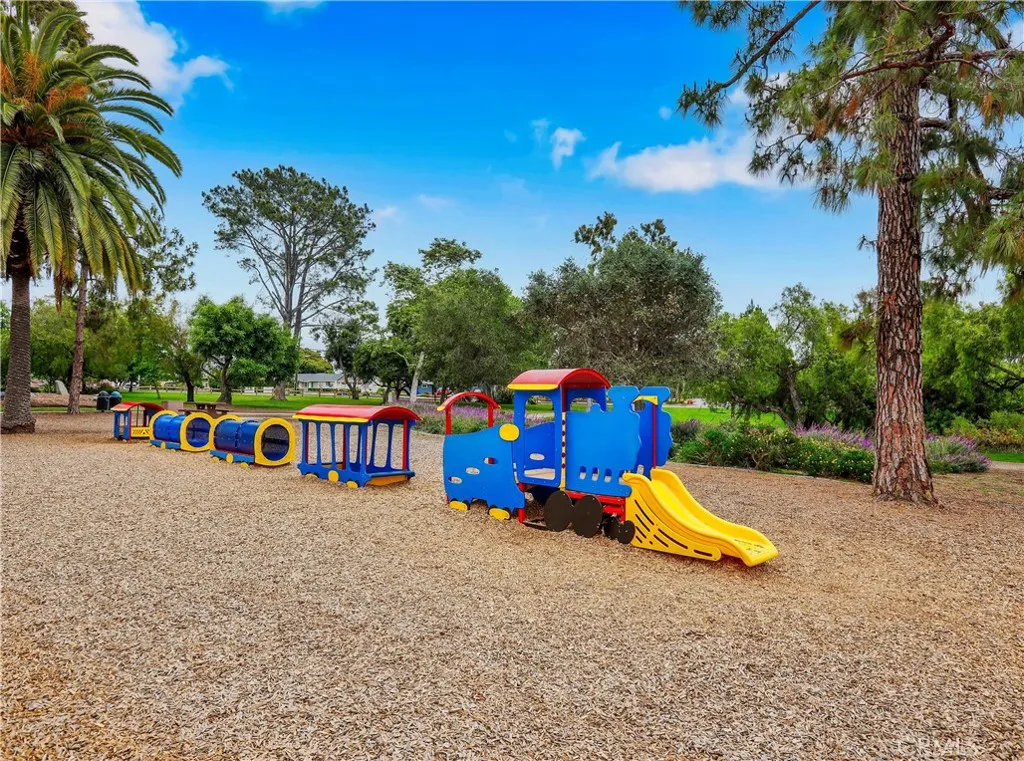 https://cdn.realtyfeed.com/cdn/127/306465428/d0db3a4d6d7da7ca28d9ae31553e9ad1.webp