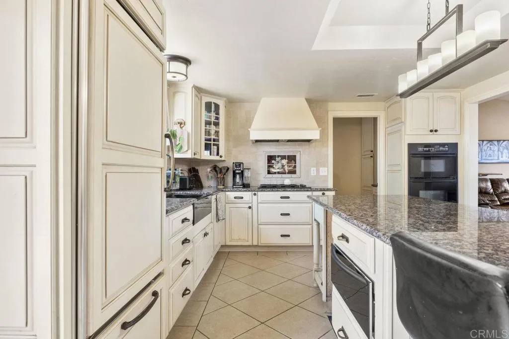 https://cdn.realtyfeed.com/cdn/127/306465515/2d51a145e452c899b1ac2aef0fd0656e.webp
