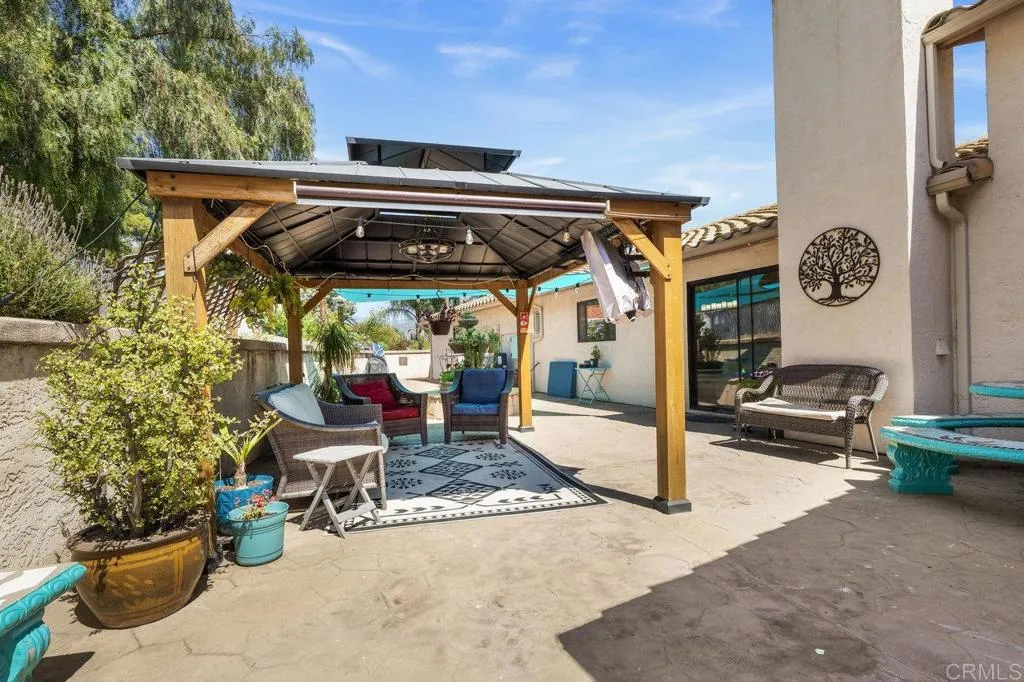https://cdn.realtyfeed.com/cdn/127/306465515/57ff0bf8b82690ec1c006162b6e9c6d4.webp