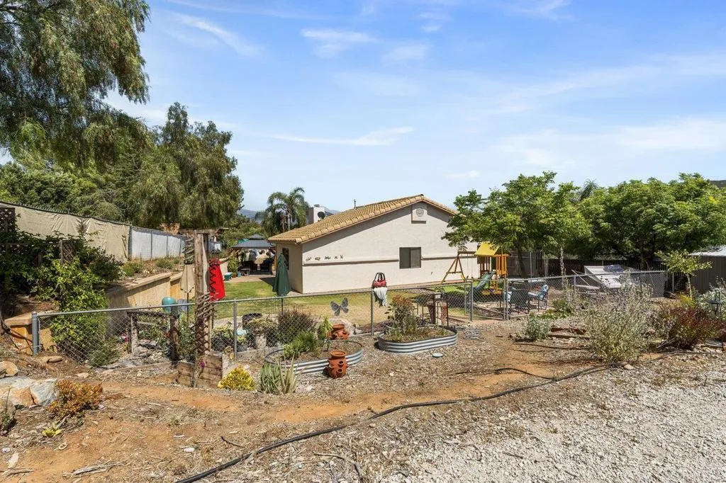 https://cdn.realtyfeed.com/cdn/127/306465515/5dc6a39d68a7e8284cccdfc912a25812.webp