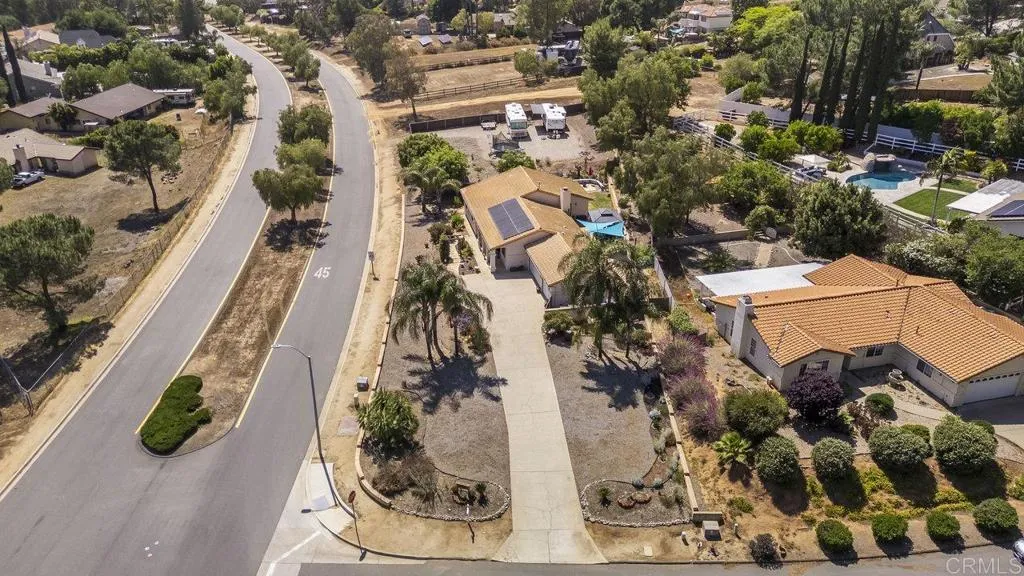 https://cdn.realtyfeed.com/cdn/127/306465515/bf8e9331c0c3d9f3a0ce3688805fcd0f.webp