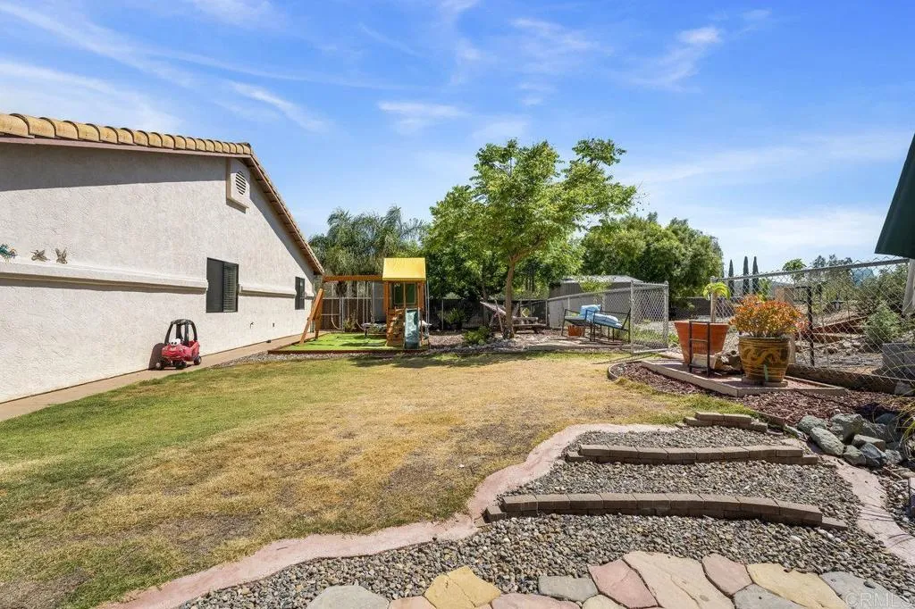https://cdn.realtyfeed.com/cdn/127/306465515/cf763cfbef8a302da15df0ba3eeece73.webp