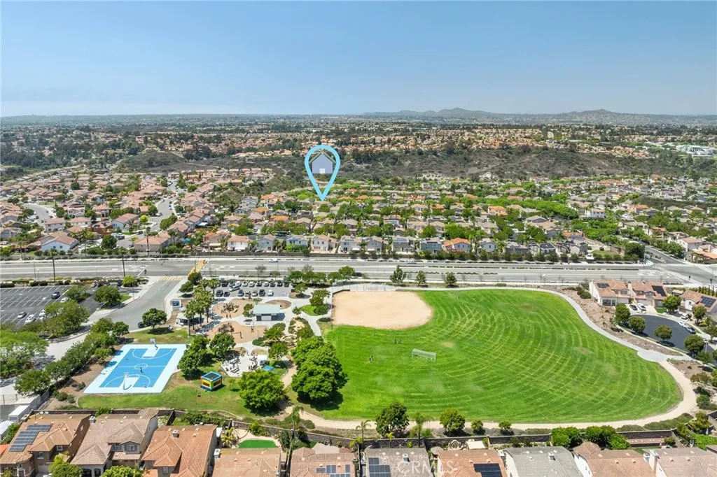 https://cdn.realtyfeed.com/cdn/127/306465602/0ff5fae79d8400b5824a5b0f804f2e78.webp