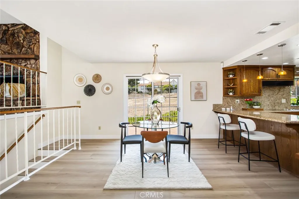 https://cdn.realtyfeed.com/cdn/127/306465712/27ad0109b8829032273344f6d9dc713e.webp