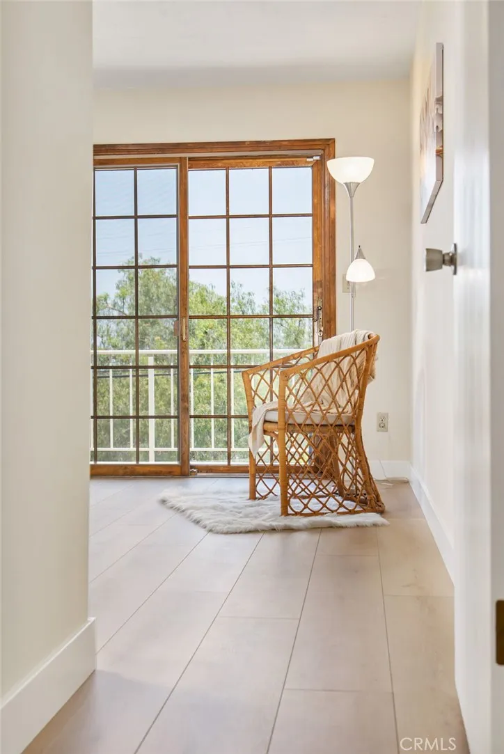 https://cdn.realtyfeed.com/cdn/127/306465712/42b801c02ec73f25ab8daffaa32f247e.webp