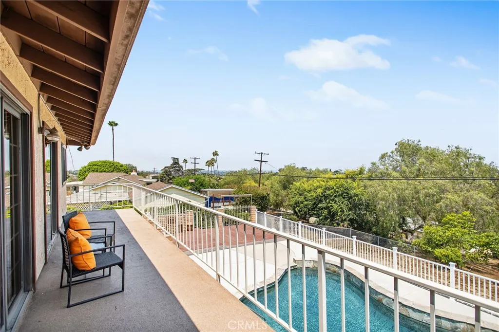 https://cdn.realtyfeed.com/cdn/127/306465712/62c6737e366bbebf3c5236c6f63fc56b.webp
