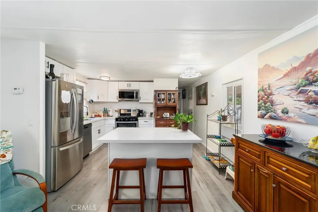 https://cdn.realtyfeed.com/cdn/127/306465729/726426a8be945bb841996ee6b7270011.webp