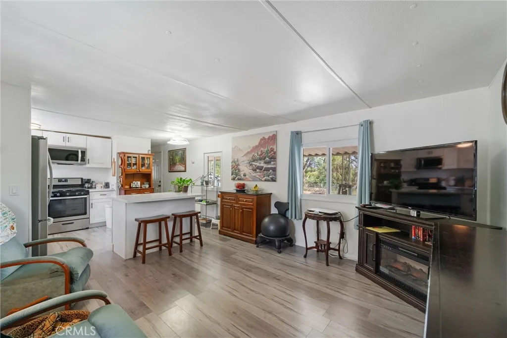 https://cdn.realtyfeed.com/cdn/127/306465729/78592a49eca578f28858834a43f8f1dc.webp