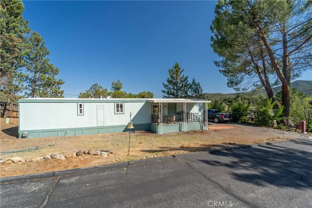 https://cdn.realtyfeed.com/cdn/127/306465729/8174a9f2d4b92feb67e8a64410c45e9f.webp