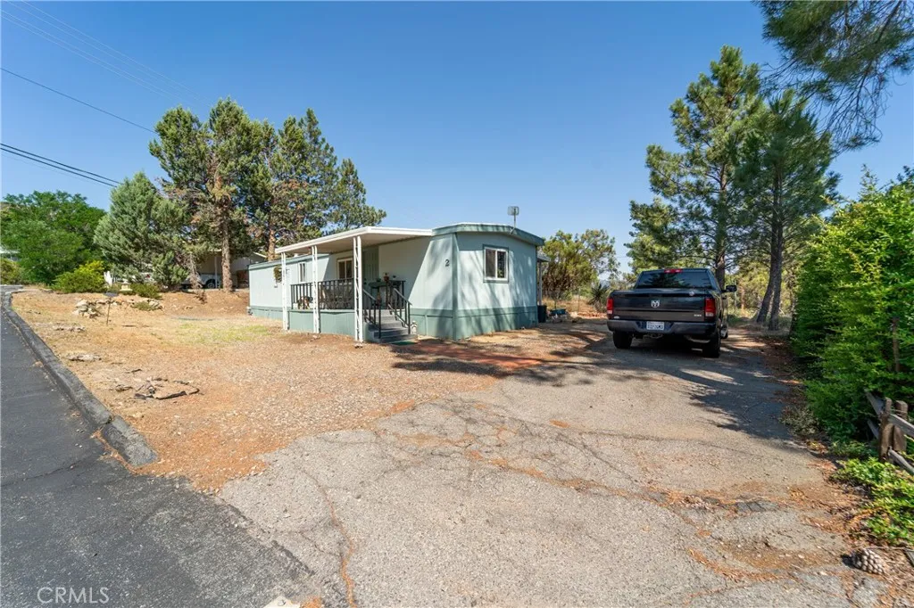 https://cdn.realtyfeed.com/cdn/127/306465729/adc6571bedf9e7558c2926a28568d4bc.webp