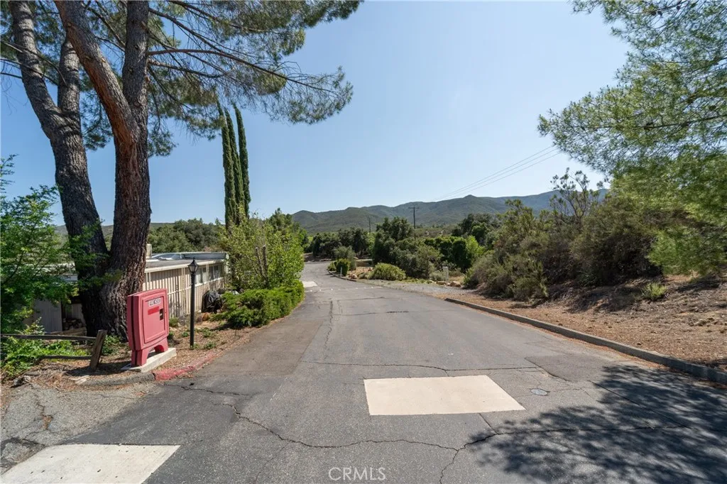 https://cdn.realtyfeed.com/cdn/127/306465729/be9c2ddd80d856a913aaa4df8558e003.webp