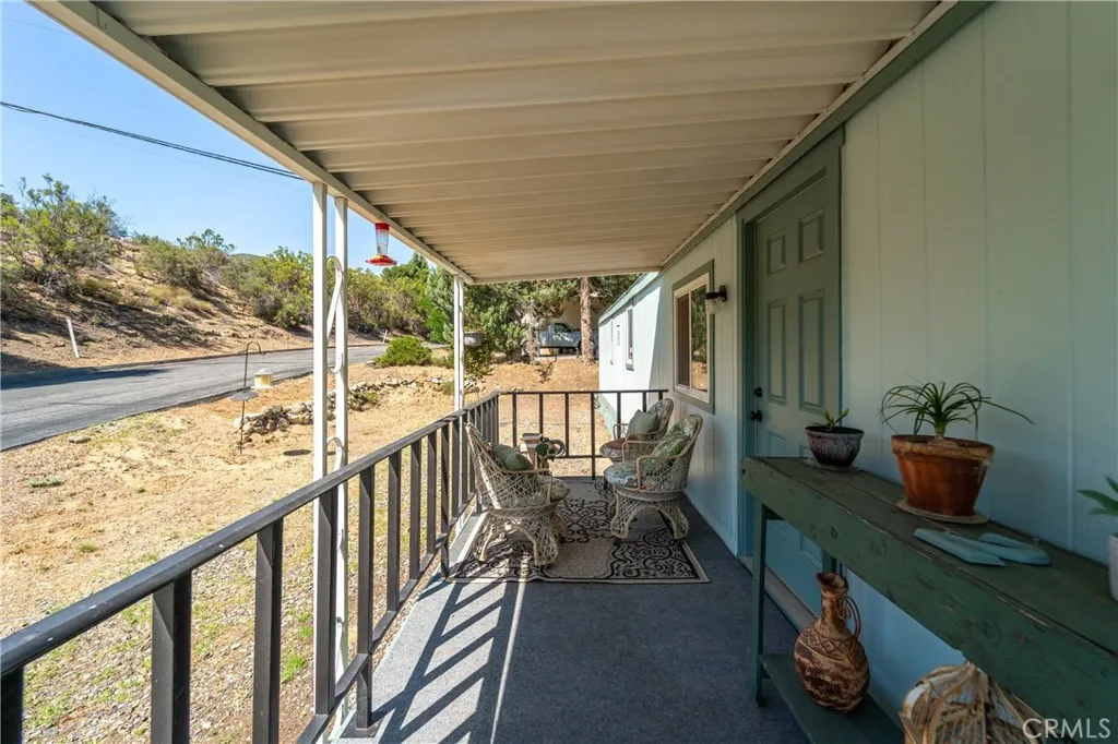 https://cdn.realtyfeed.com/cdn/127/306465729/c9077eee1c523969774385f6d9c86cdf.webp