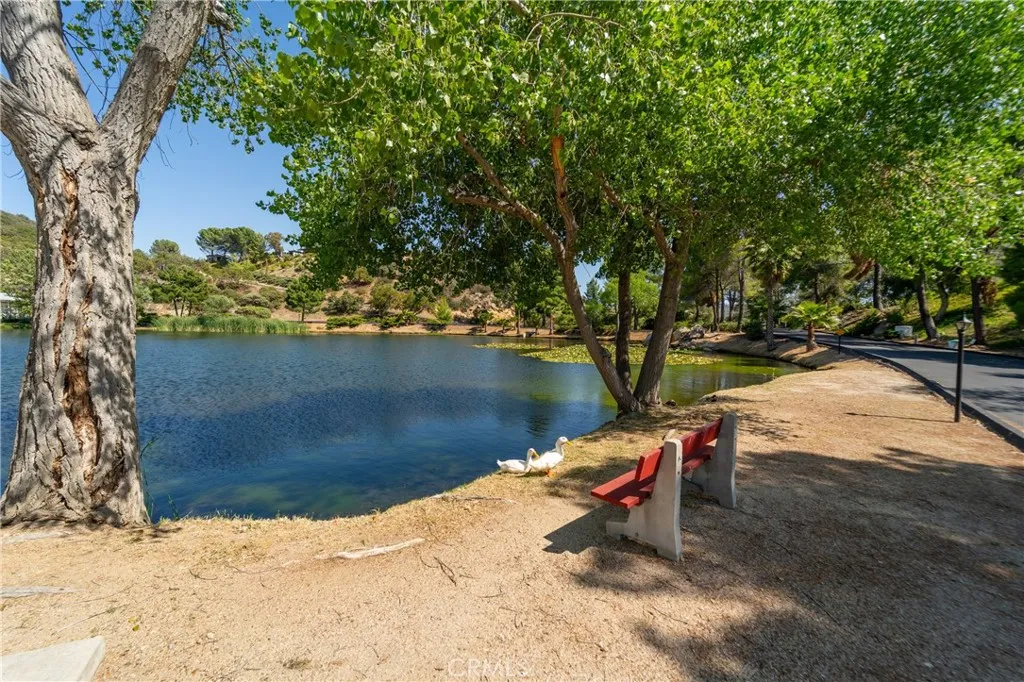 https://cdn.realtyfeed.com/cdn/127/306465729/f2d50483ca057f7360d593151c2f4f52.webp