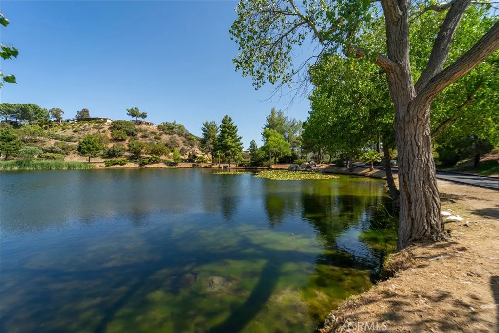 https://cdn.realtyfeed.com/cdn/127/306465729/f84e38fb3ff6243e656e4bdff0e225f4.webp