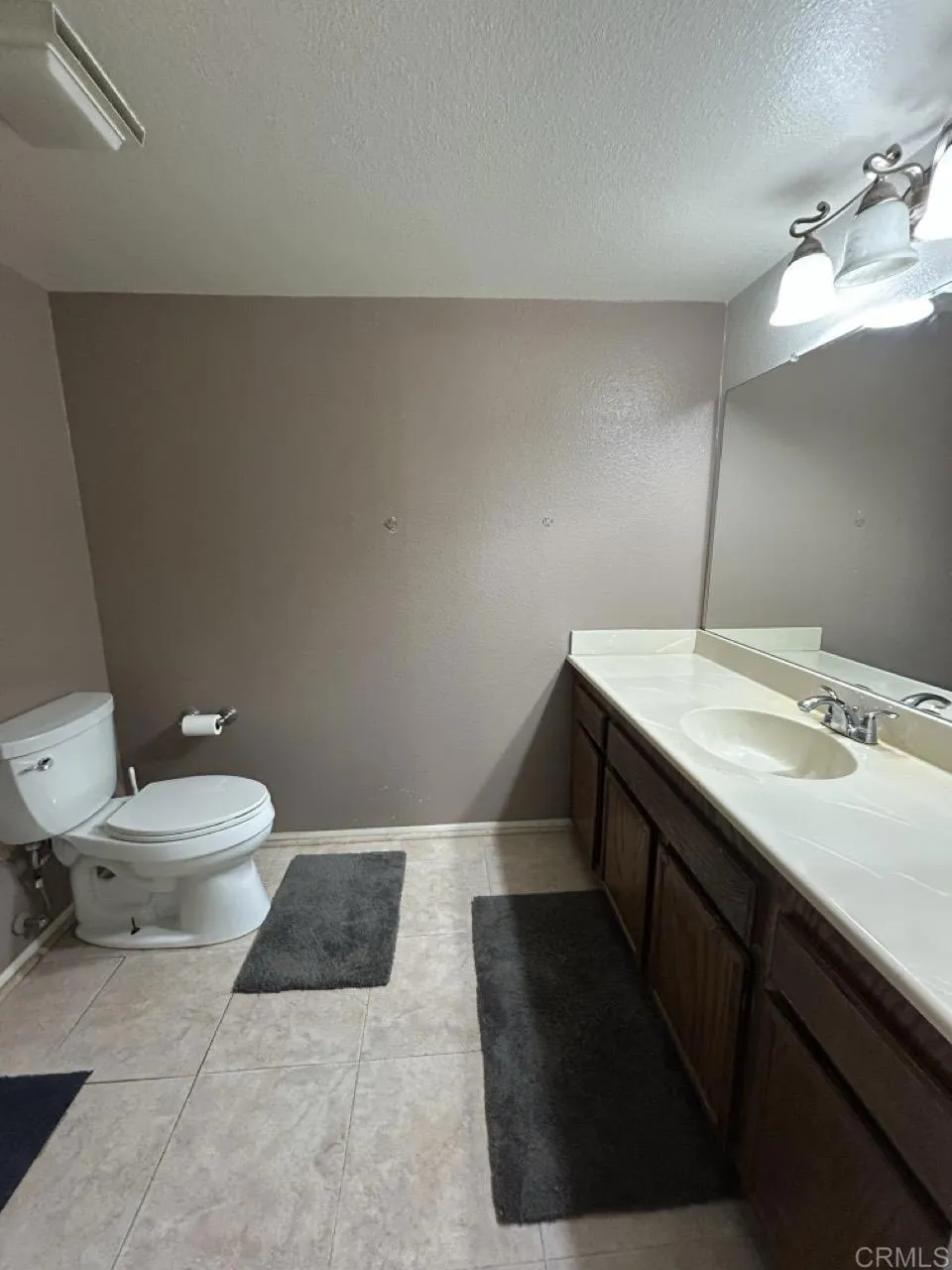 Photo #8: PTP2504404 Listing: Photo #8