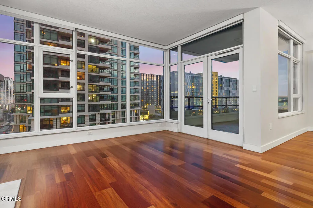 Photo #5: P1-22722 Listing: Photo #5
