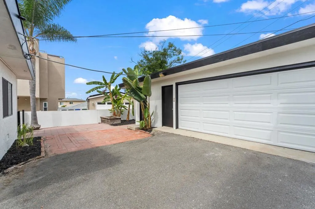 https://cdn.realtyfeed.com/cdn/127/306465782/752cdb2a15b02d040a868e78681c1a87.webp