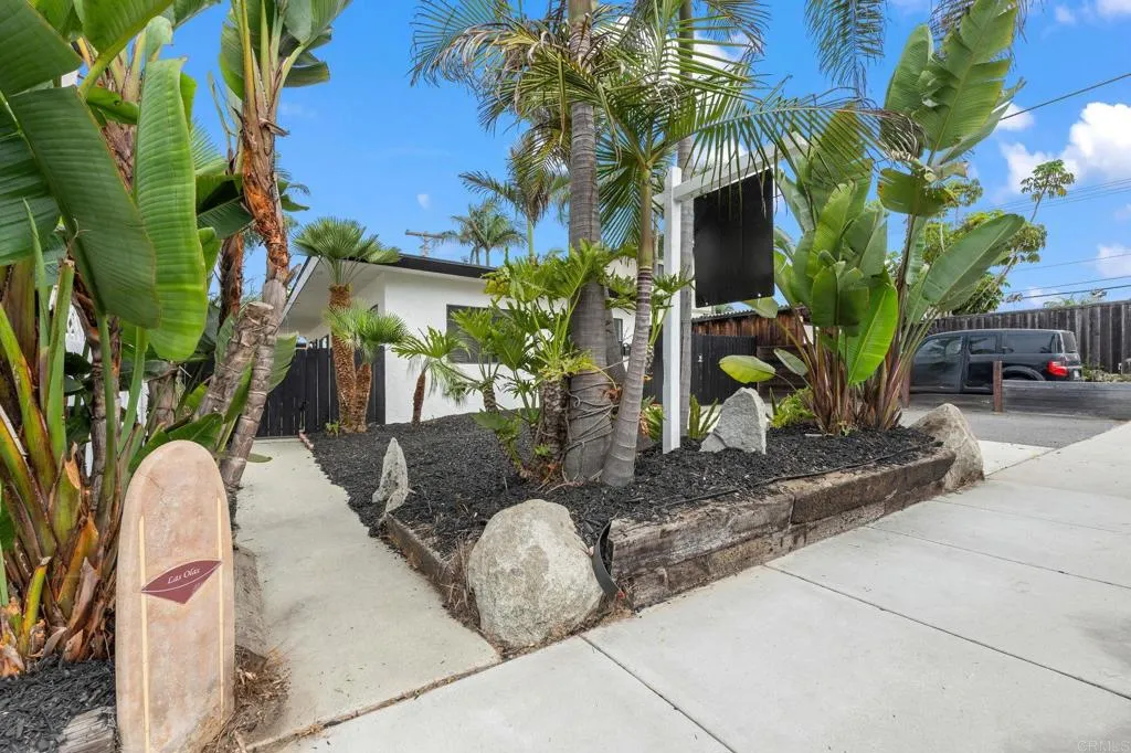 https://cdn.realtyfeed.com/cdn/127/306465782/9313f9da0044f69685b7ec3558ff1011.webp