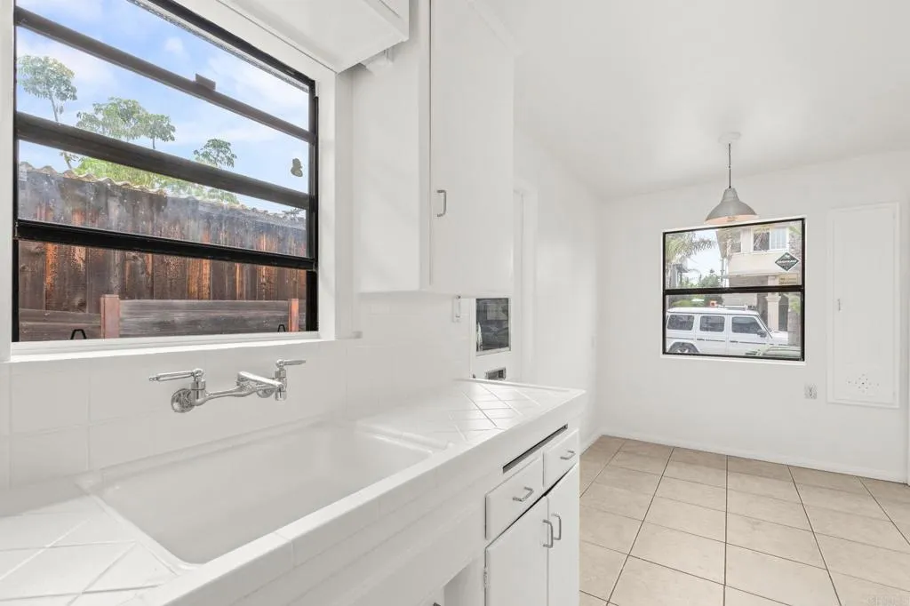 https://cdn.realtyfeed.com/cdn/127/306465782/f9534386328ba3280762546fced20970.webp