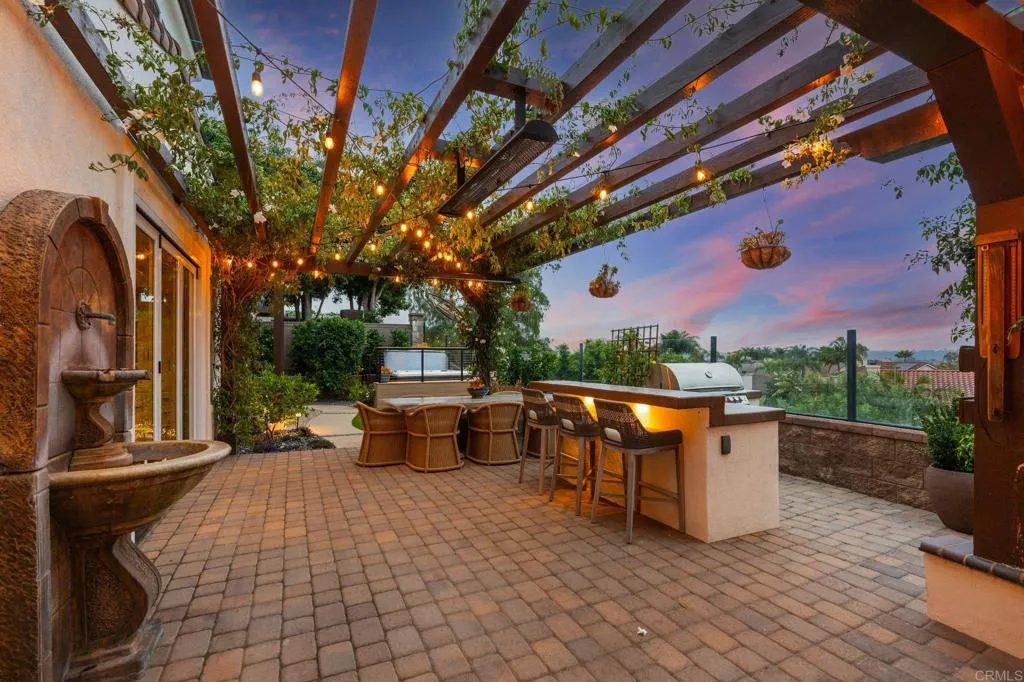 https://cdn.realtyfeed.com/cdn/127/306465791/af96a00c331d22df5a34b5a52ef9ad2a.webp