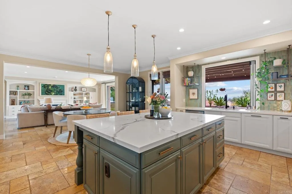 https://cdn.realtyfeed.com/cdn/127/306465791/bed2a63c64a537b79c64a1cf79d636e0.webp