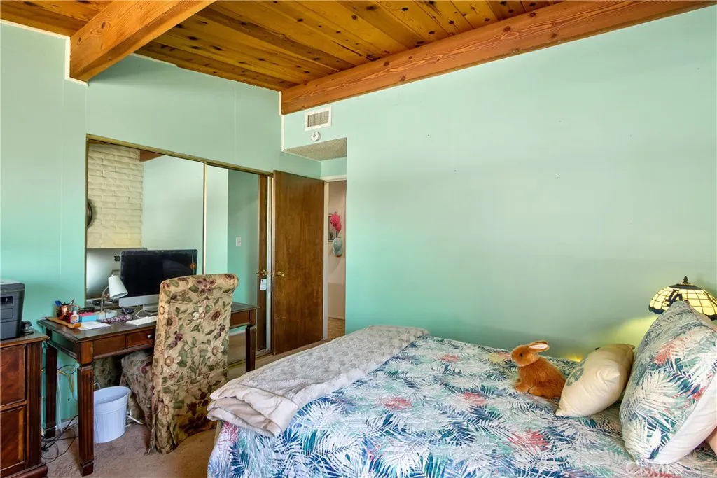 https://cdn.realtyfeed.com/cdn/127/306465793/e3cff5de334d83e8020da17aa4be45a0.webp