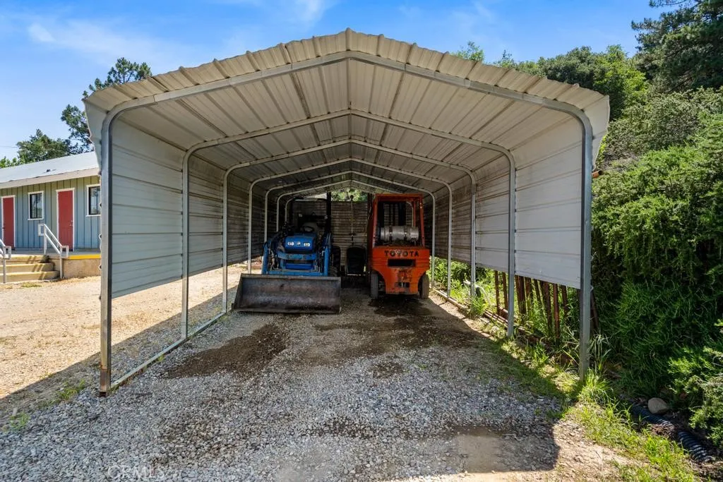 https://cdn.realtyfeed.com/cdn/127/306465853/0bab06ac08378c7213003e7e38781a48.webp