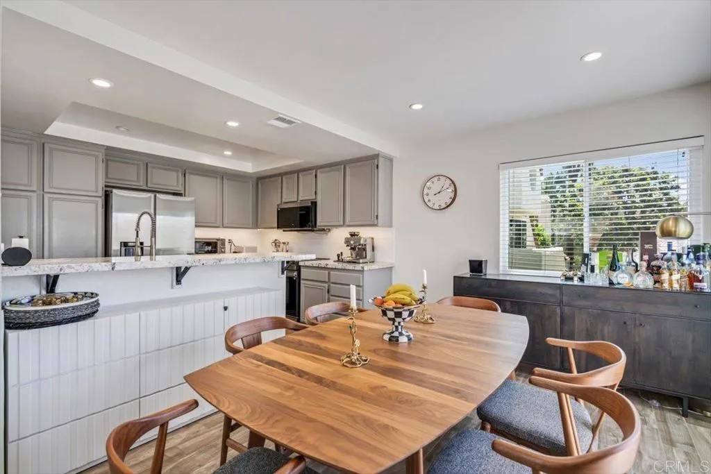 Photo #3: PTP2504410 Listing: Photo #3