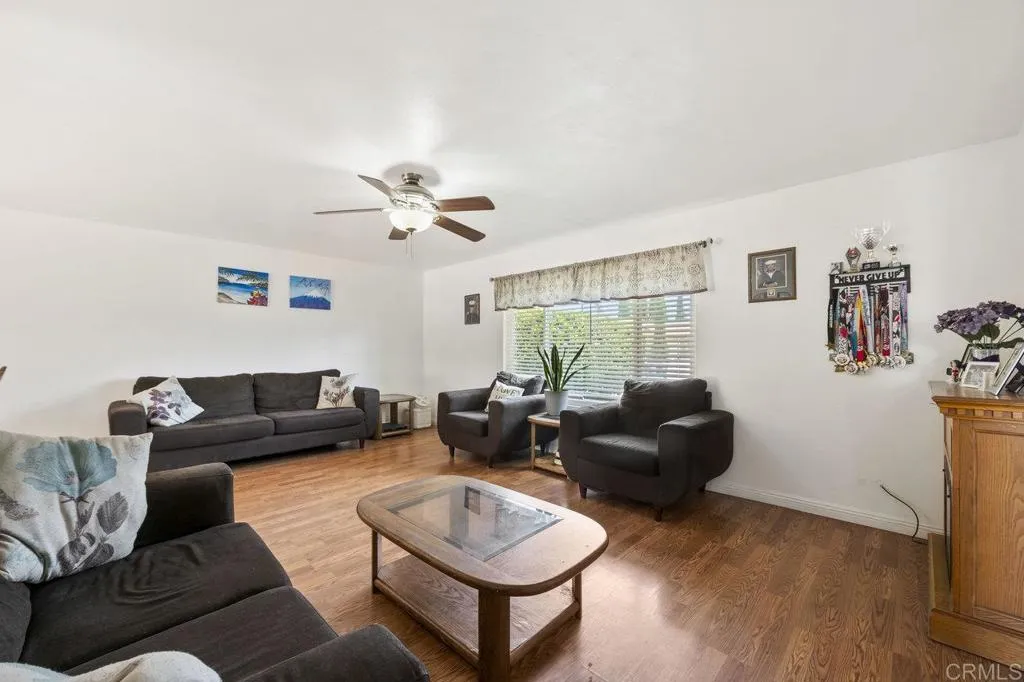 https://cdn.realtyfeed.com/cdn/127/306466086/719ec7cd45a8365c93ee4f6823a1fb1d.webp