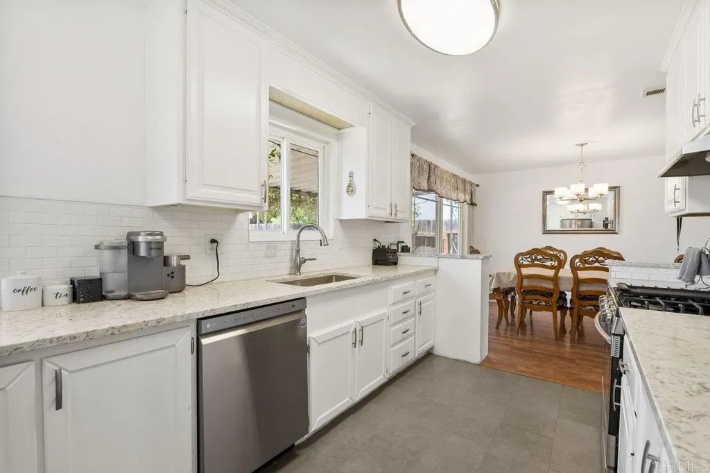 https://cdn.realtyfeed.com/cdn/127/306466086/cd0d8da4b75bc9f3fa587bd7616f905f.webp