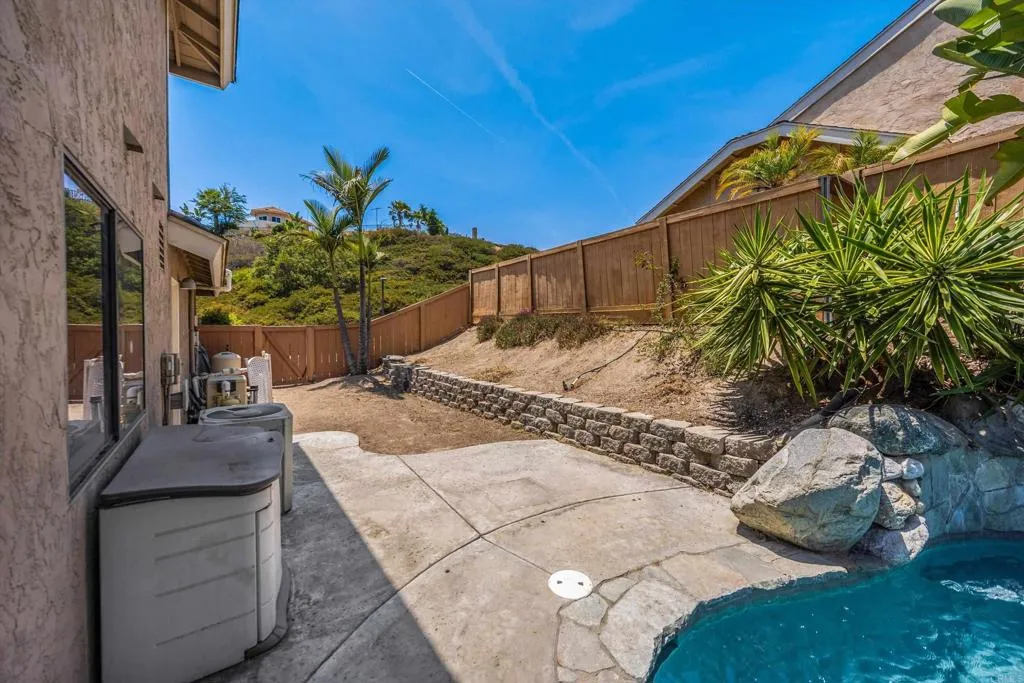 https://cdn.realtyfeed.com/cdn/127/306466181/5b43a2618f8bc41843c0bc8a26597141.webp